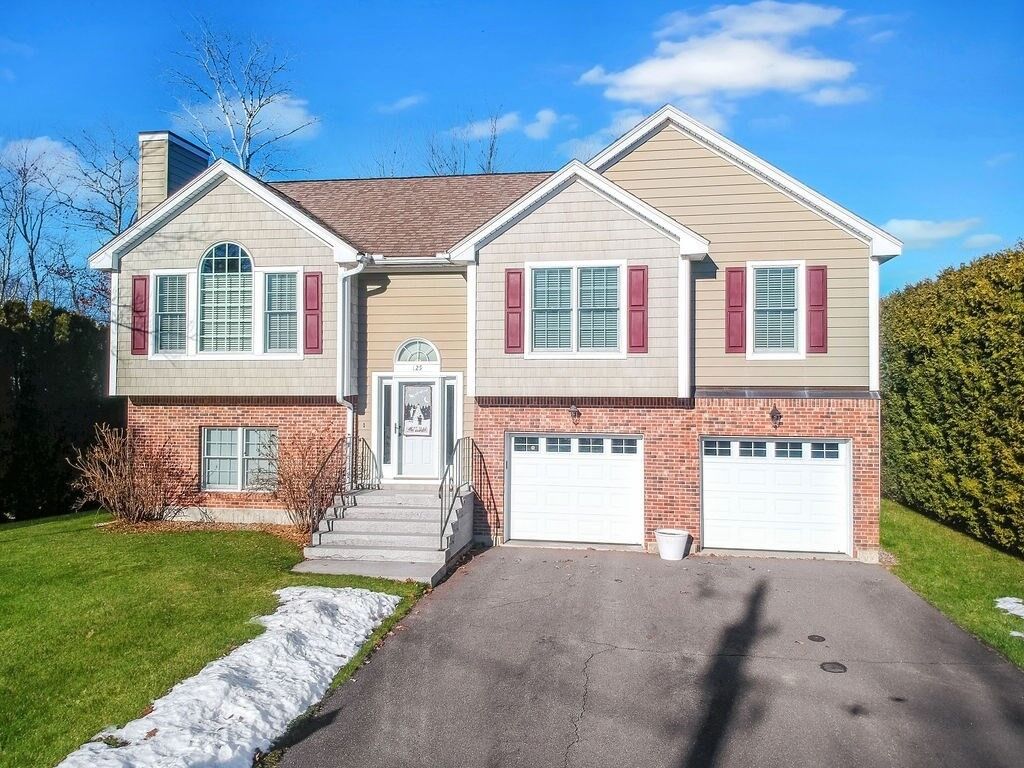 Property Photo:  129 Sunset  NH 03220 