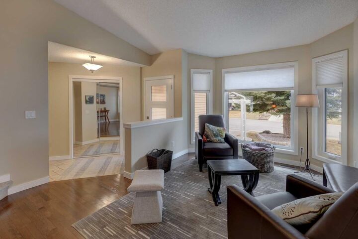 Photo de la propriété:  19 Riverstone Crescent SE  AB T2C 4A4 