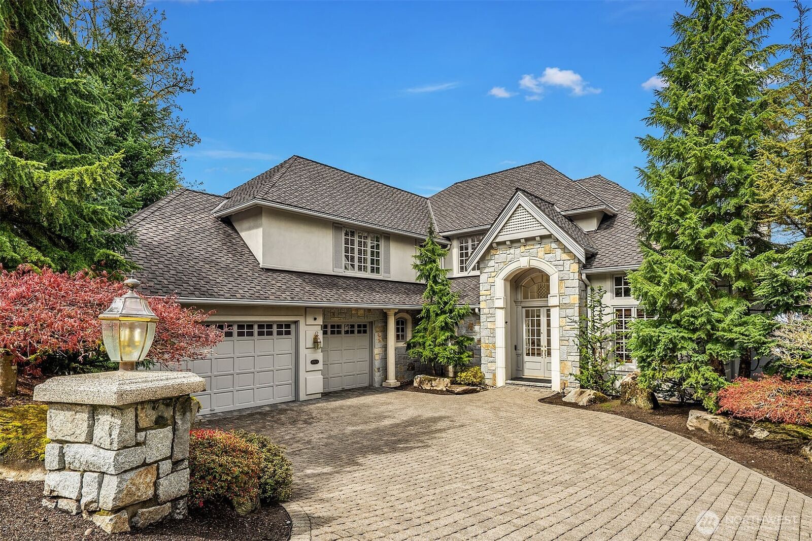 Property Photo:  17120 SE 58th Street  WA 98006 