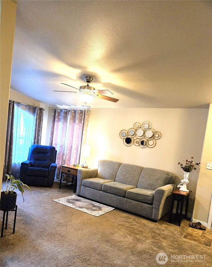 Property Photo:  4515  176th Street SW 1  WA 98037 