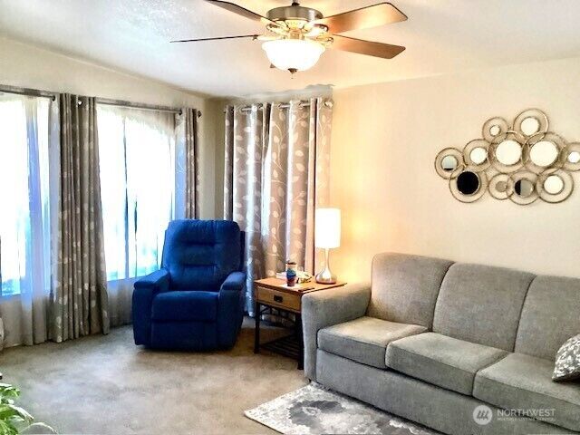 Property Photo:  4515  176th Street SW 1  WA 98037 