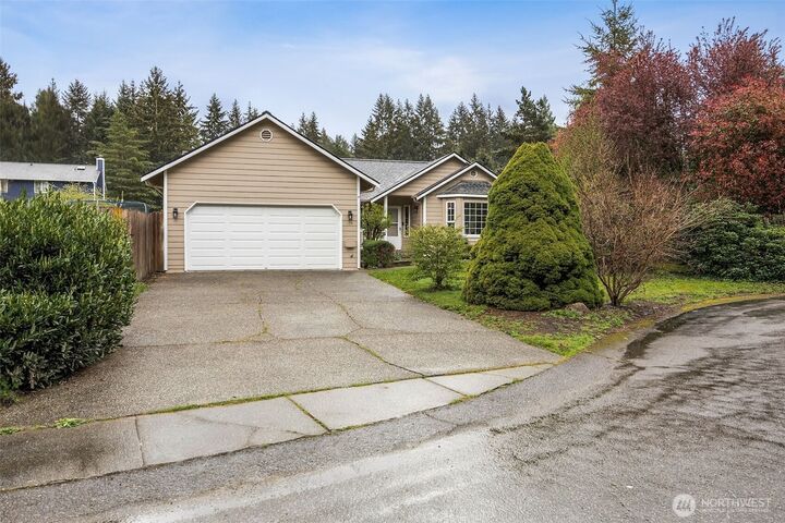 Property Photo:  735 NE Marric Court  WA 98311 