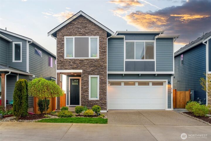 Property Photo:  6718  43rd Street NE  WA 98270 