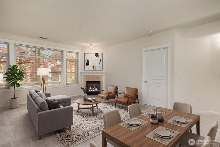 Property Photo:  109  2nd Street S 422  WA 98033 