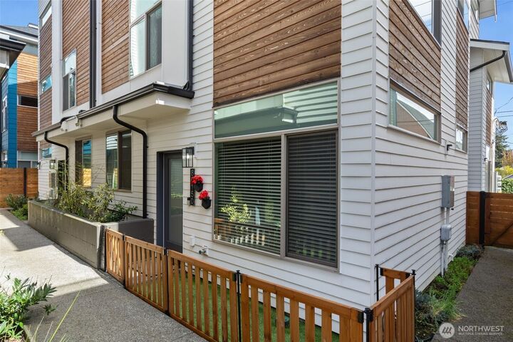 Property Photo:  8015  Mary Avenue NW D  WA 98117 