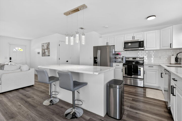 Property Photo:  161 SW Dalva Avenue  FL 34984 