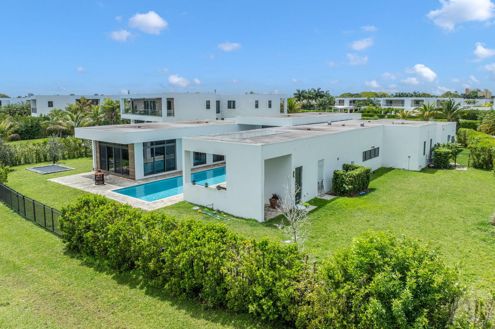 Property Photo:  16539 N Botaniko Dr Drive N  FL 33326 