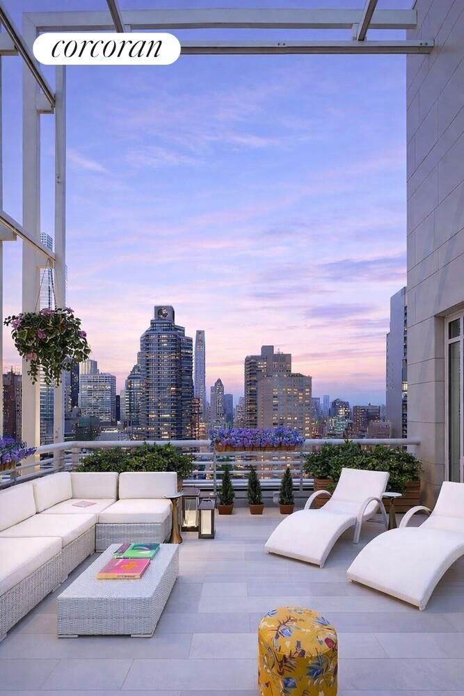 Property Photo:  301 E 61st Street Penthouse  NY 10065 