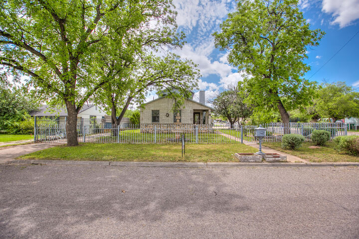 Property Photo:  925 Childress Street  TX 76901 