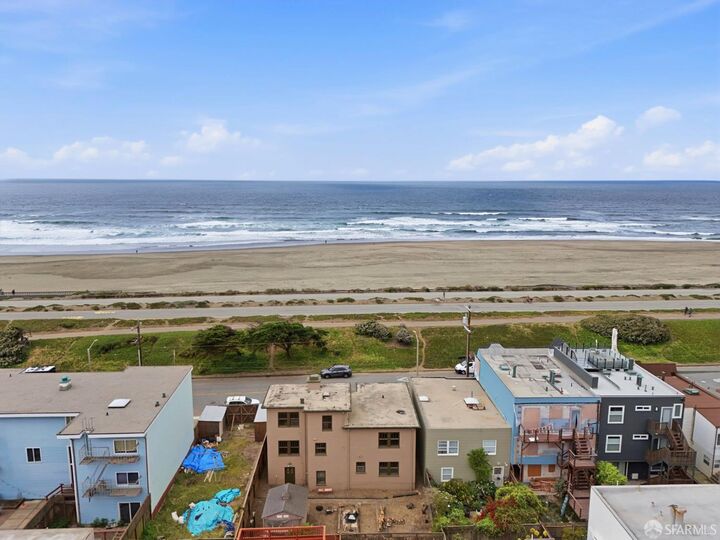 Property Photo:  1956 Great Highway  CA 94116 