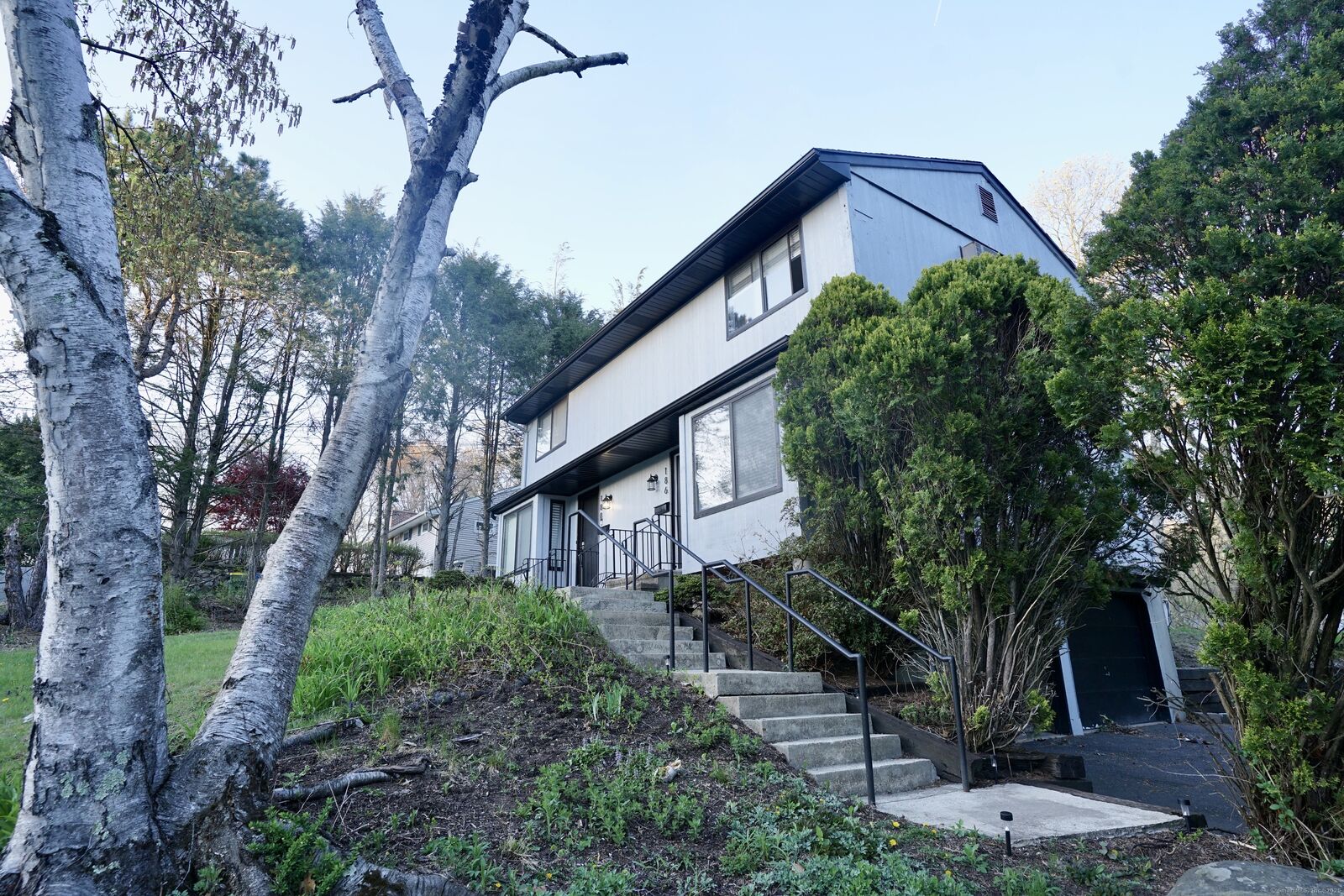 Property Photo:  188 Moreland Avenue  CT 06705 