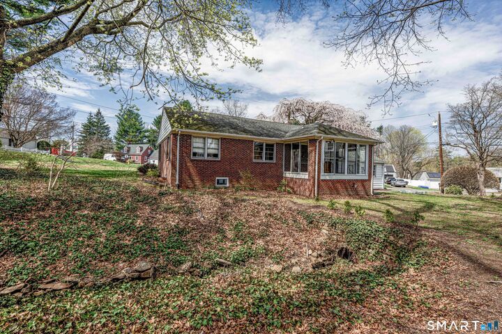 Property Photo:  24 Norway Road  CT 06473 