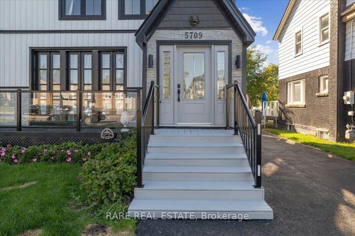 Property Photo: 5709 Dorchester Road ON L2G 5S5