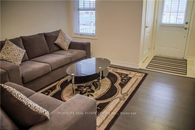 Property Photo: 45 Lothbury Drive ON L7A 4G6