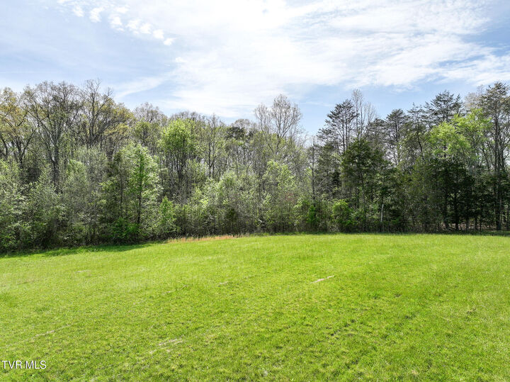 Property Photo:  815 Flatwoods Road  TN 37818 
