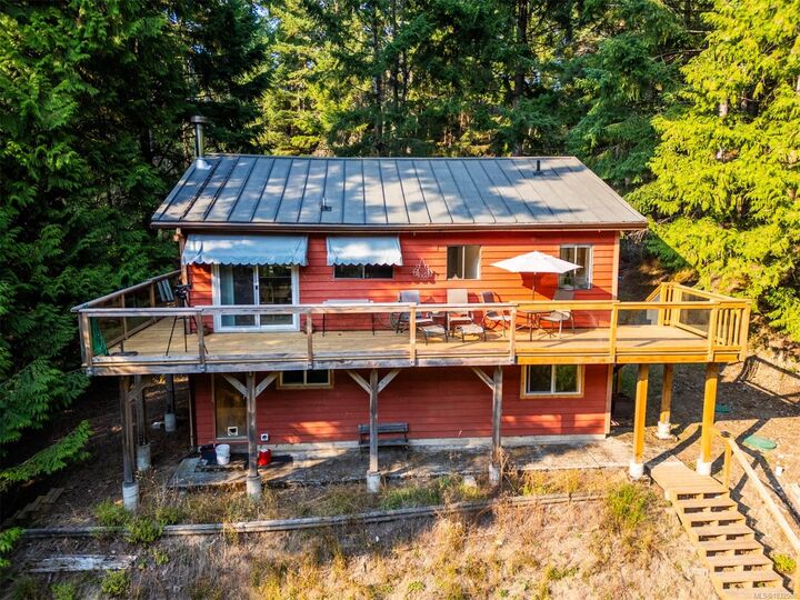 Property Photo: 4609 Sailor Rd BC V0N 2M2