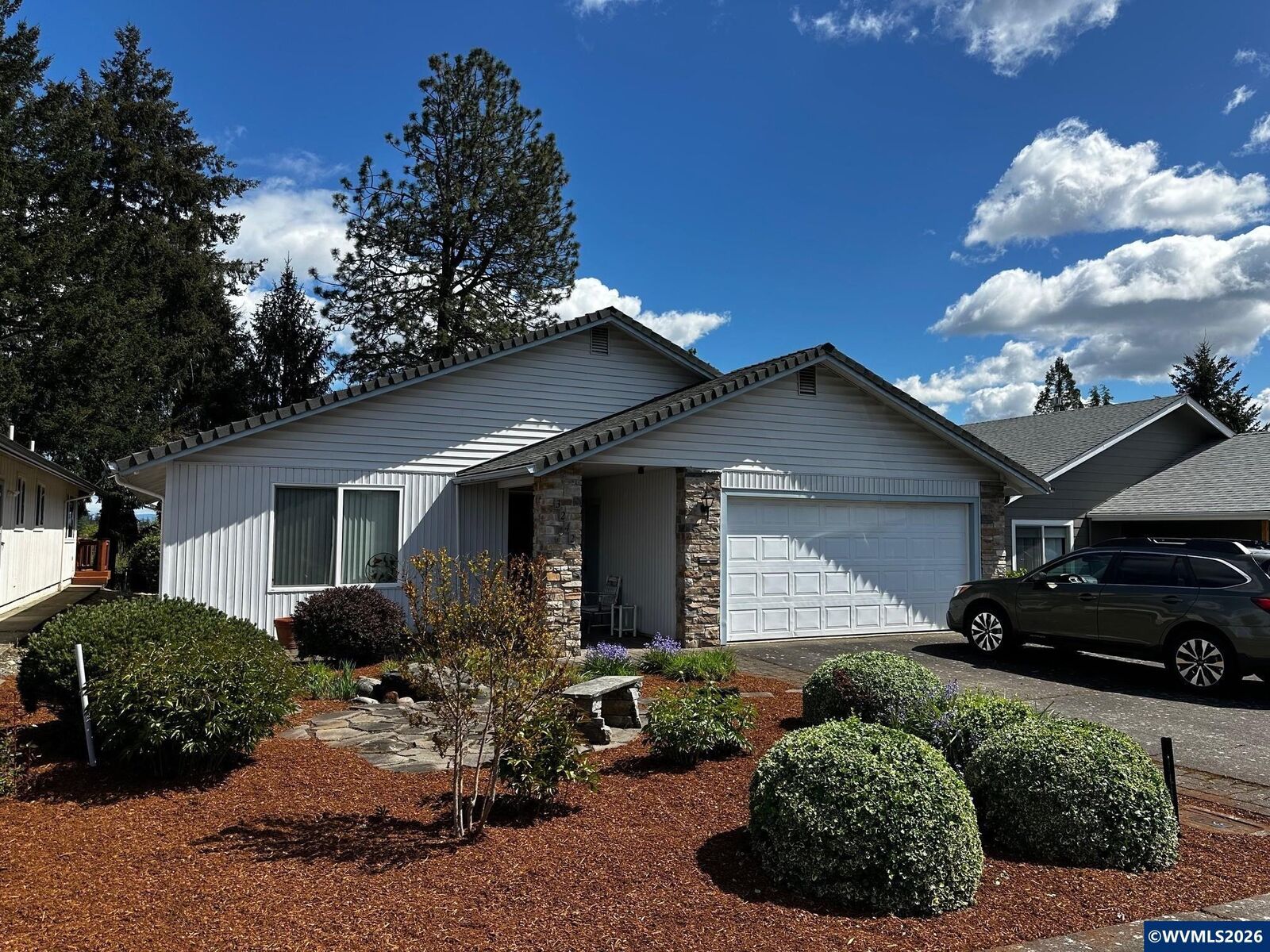 Property Photo:  3242 Winslow Wy NW  OR 97304 