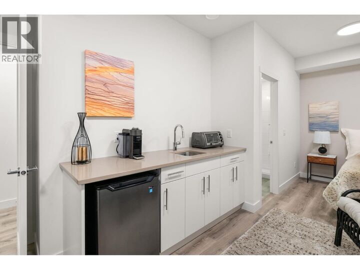 Property Photo:  610 Academy Way 125  BC V1V 0H2 