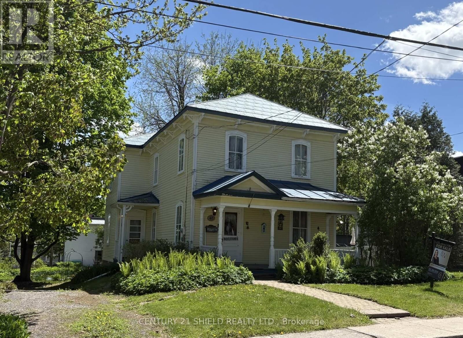 Property Photo: 48 St George Street East ON K0C 1A0