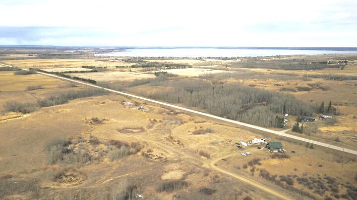 Property Photo:  Hwy 633  AB T0E 0H0 