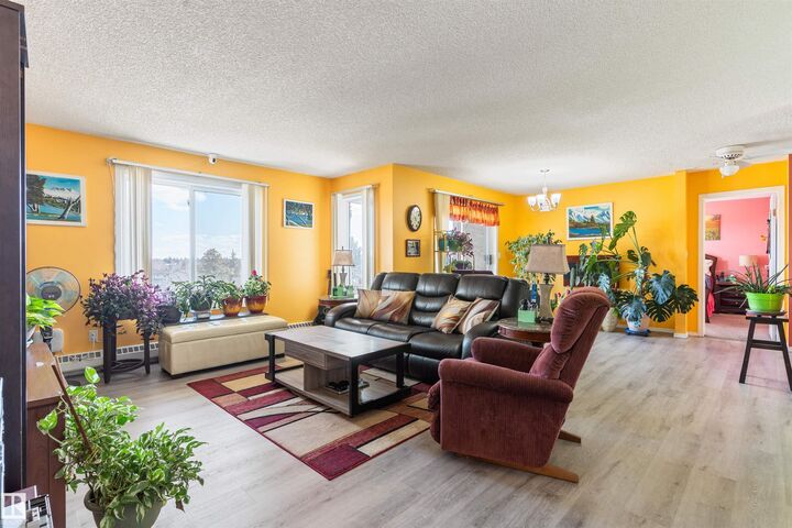 Property Photo: 18020 95 Avenue NW 403 AB T5T 6B2