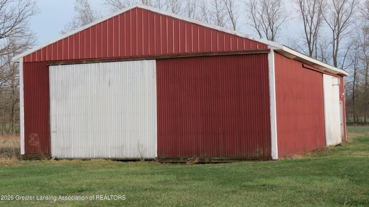 Property Photo:  6725 W Collins Road  MI 48841 