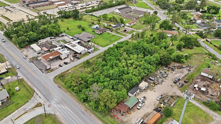 Property Photo:  1211 Sheldon Rd Road  TX 77530 