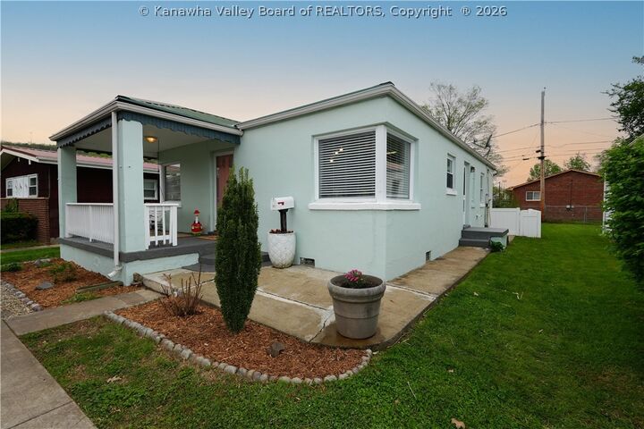 Property Photo: 307 25th Street WV 25064