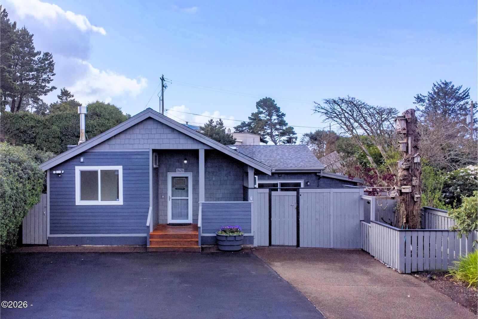 Property Photo:  1626 NW 21st Street  OR 97367 