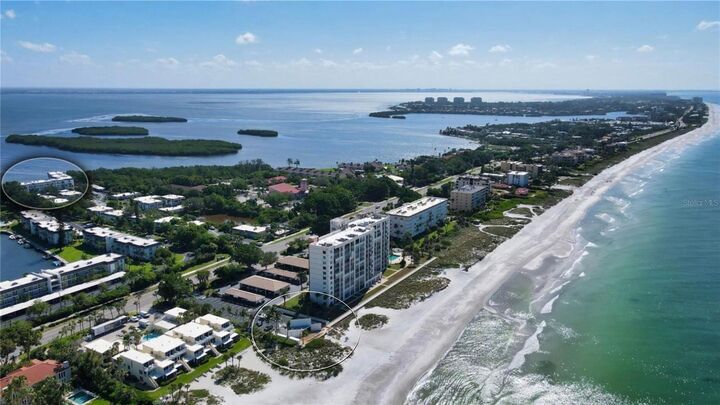 Property Photo: 600 Sutton Place B302 FL 34228