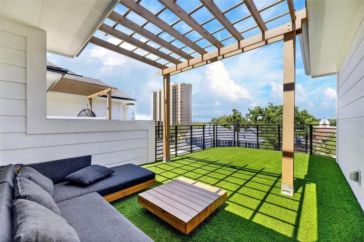 Property Photo: 1801 N Morgan Street 11 FL 33602