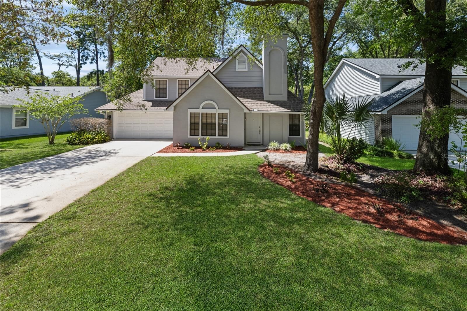 Property Photo: 938 Southridge Trail FL 32714