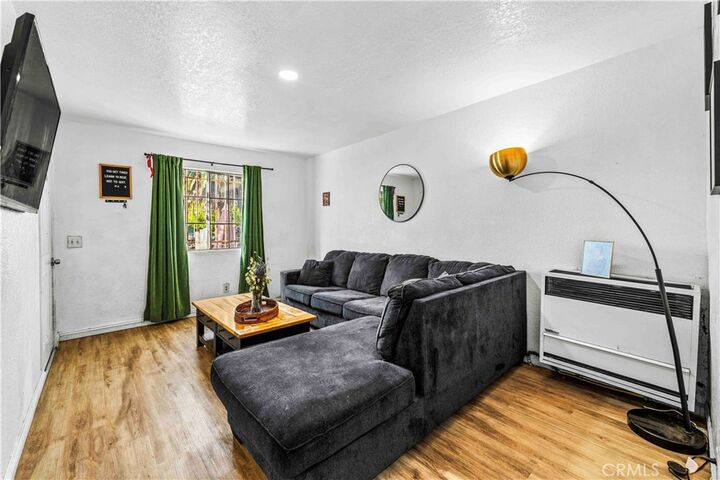 Property Photo:  1689 E 109th St  CA 90059 