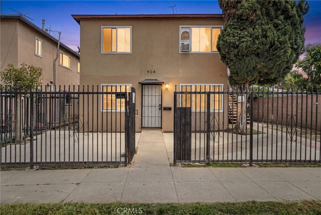 Property Photo:  904 S Bullis Road  CA 90221 