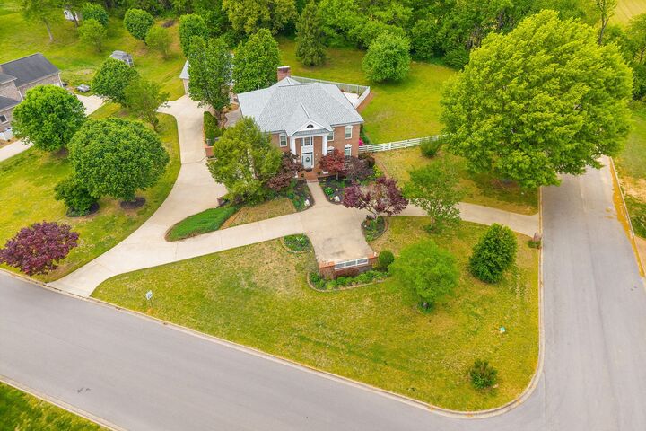 Property Photo:  2850 Summer Lawn Dr  TN 37043 