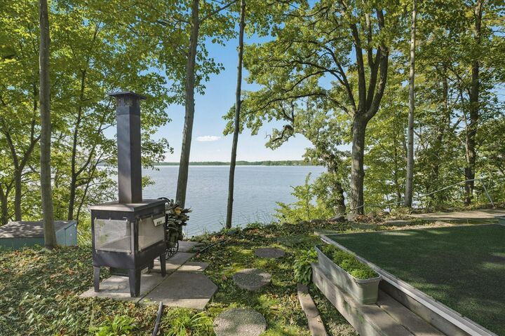 Property Photo:  3083 Lake Shore Avenue  MN 55359 