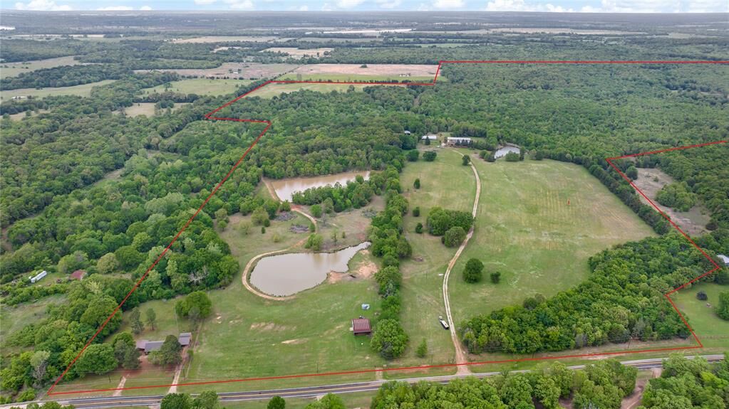 Property Photo:  10860 Farm Road 197  TX 75411 