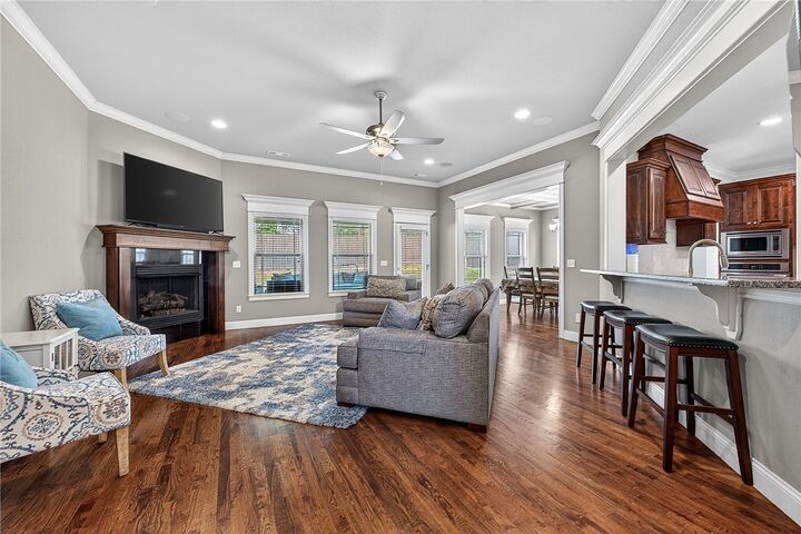 Property Photo:  2003 NE Steinbeck Drive  AR 72712 