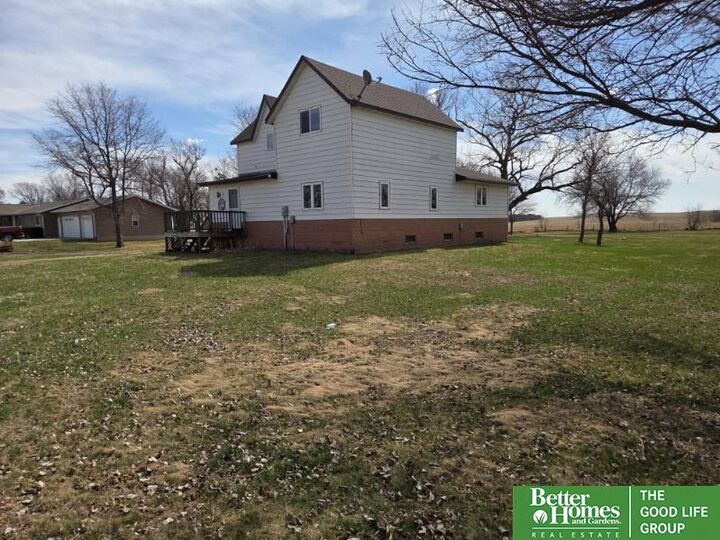 Property Photo:  506 E Broadway Street  NE 68727 