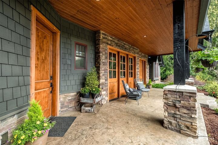 Property Photo:  30336  Thomas Road SE  WA 98042 