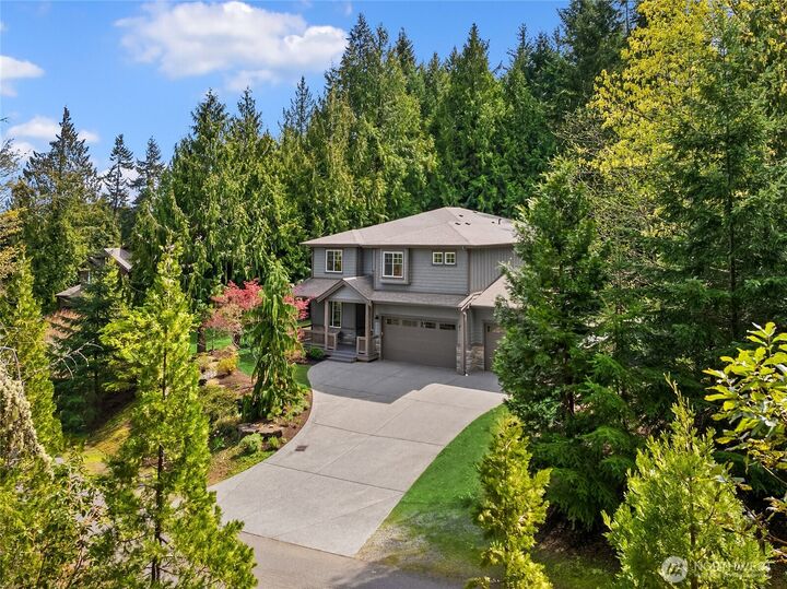 Property Photo:  7817 NE Ledgestone Loop  WA 98110 