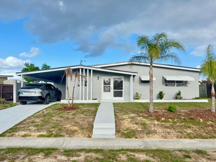Property Photo: 809 Gilbert Street FL 32958