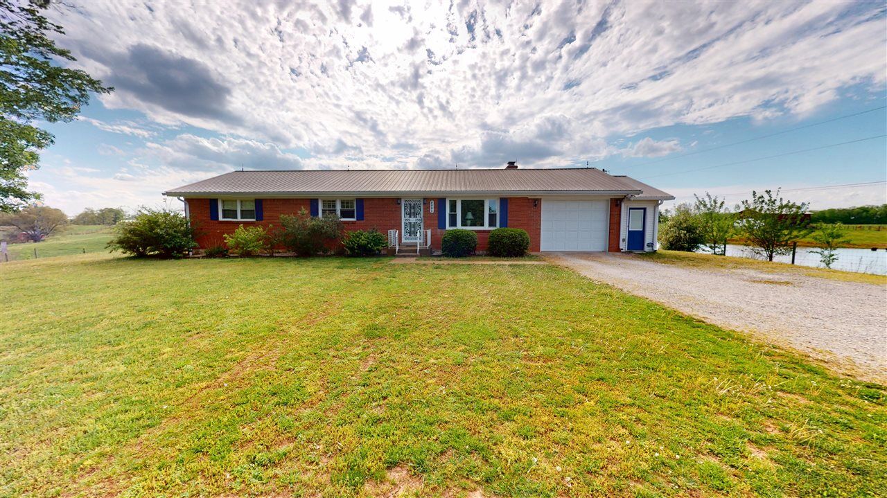 Property Photo:  8095 Smiths Grove Scottsville Road  KY 42171 