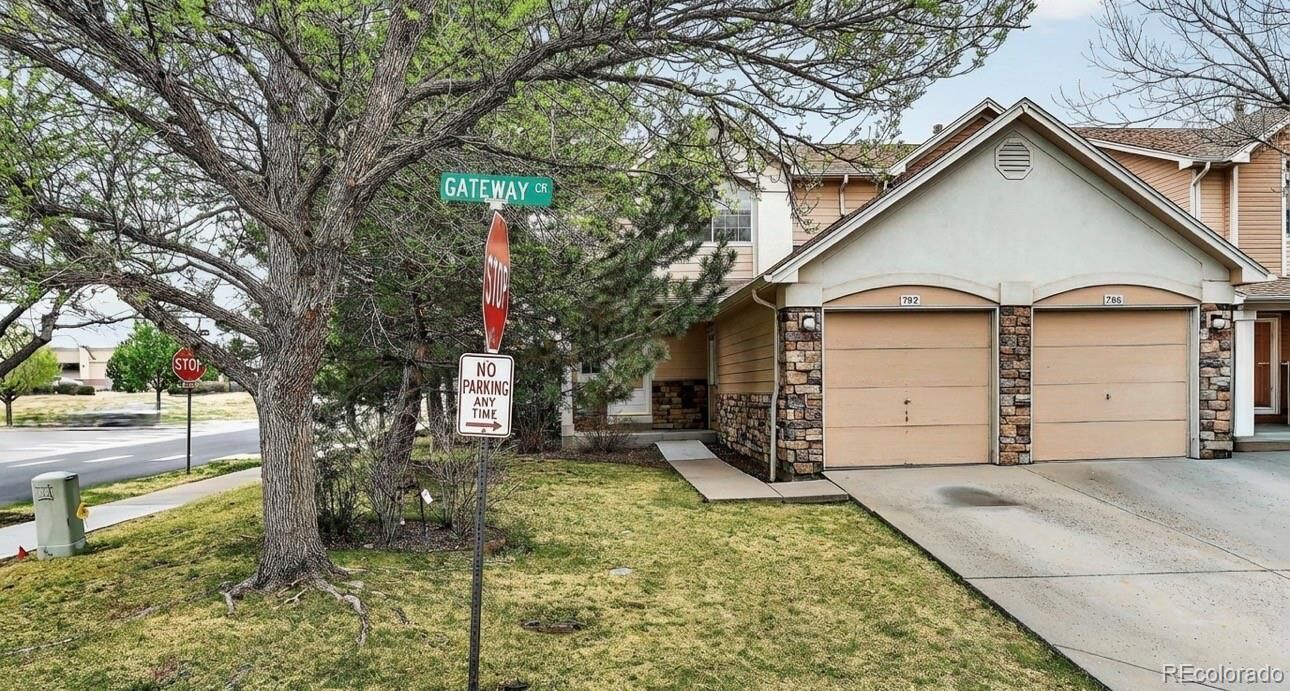 Property Photo:  792 Gateway Circle  CO 80026 