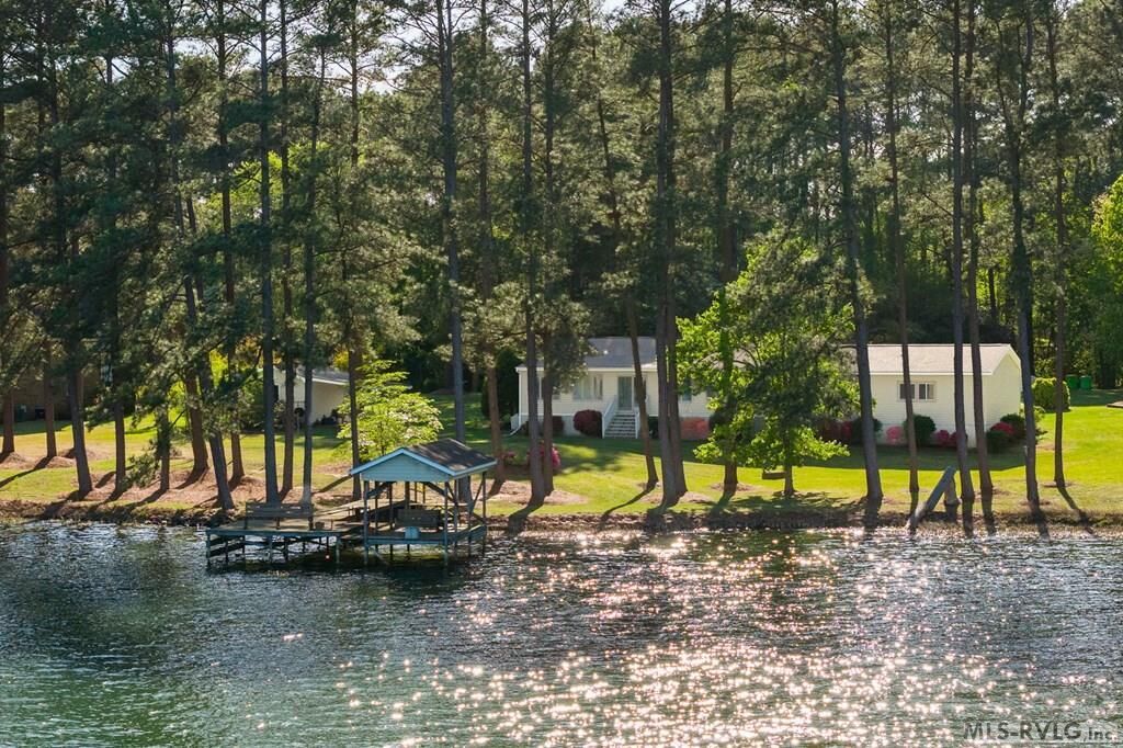 Property Photo:  407 Pine Dr  NC 27850 