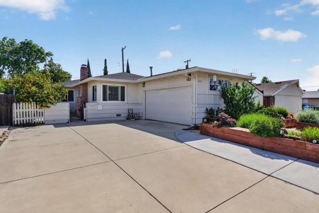 Property Photo:  2155 Monterey Avenue  CA 95051 