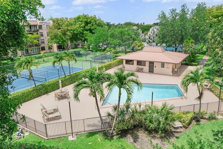 Property Photo:  13100 SW 92nd Ave A-Ph11  FL 33176 
