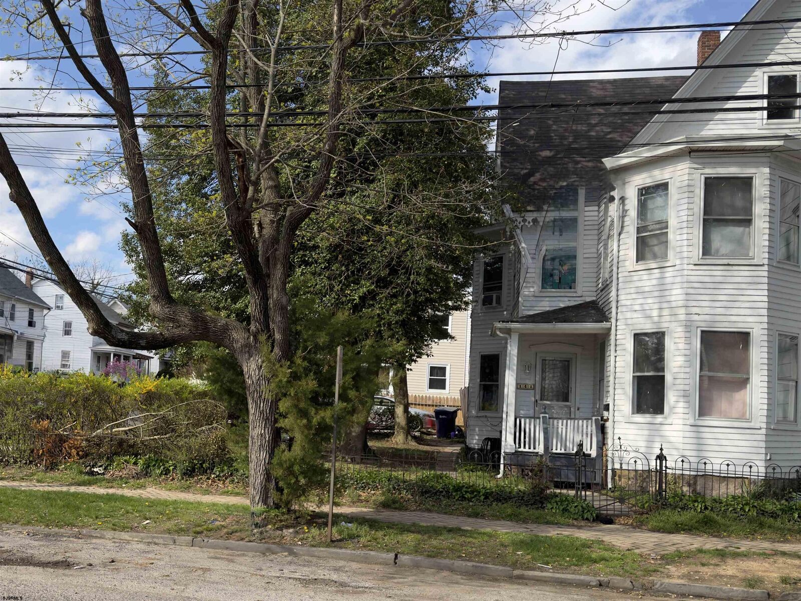 Property Photo:  141 Hampton Street  NJ 08302 