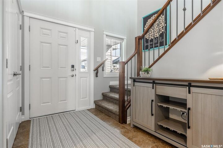 Photo de la propriété:  562 Evergreen Boulevard  SK S7W 0M8 