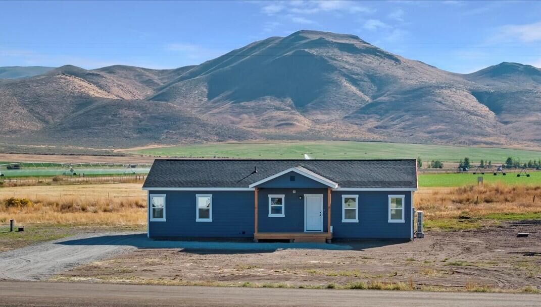 Property Photo:  8 Punkin Center Rd  ID 83313 